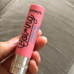 Benefit concealer